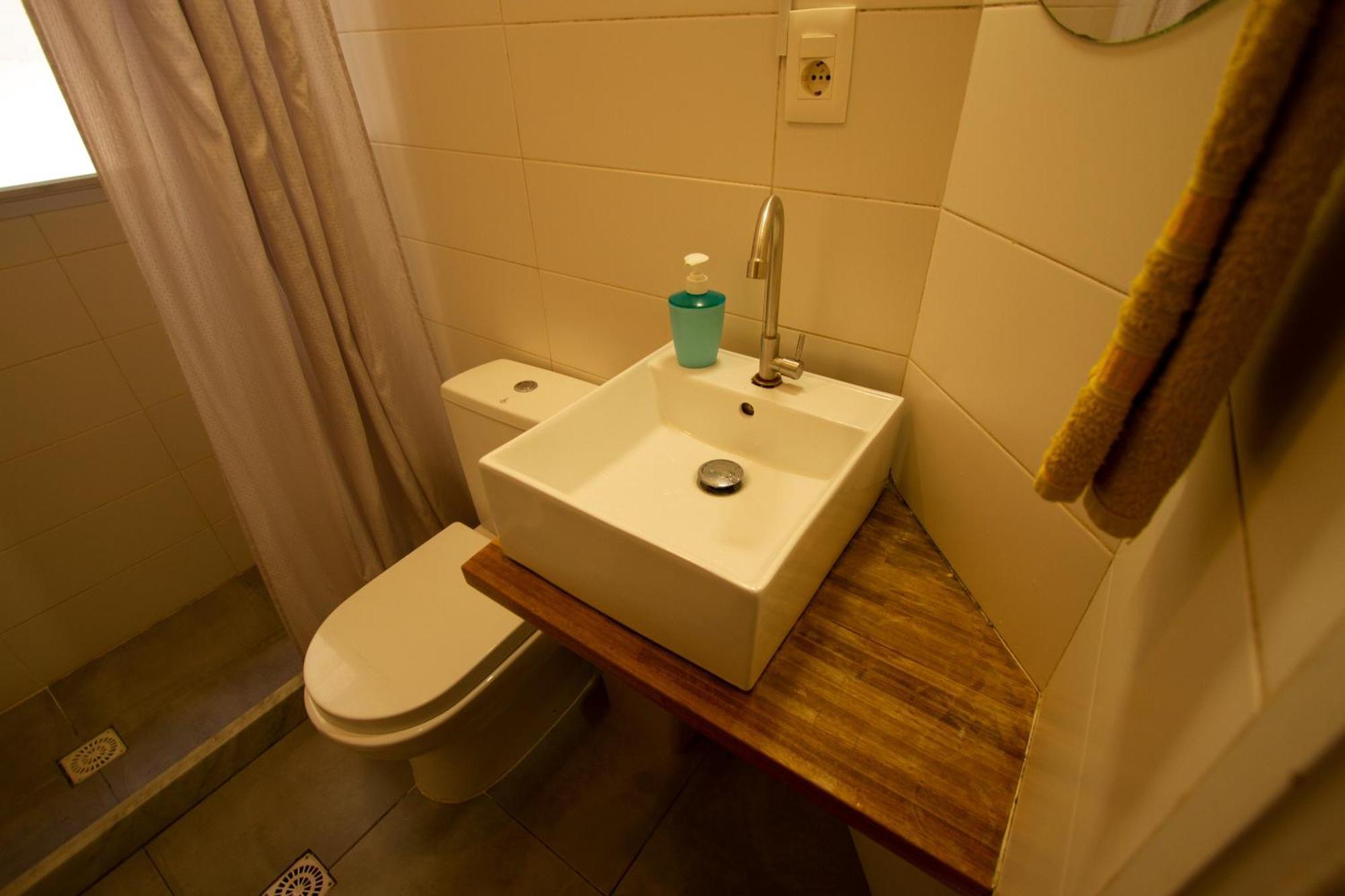 Yh Hostel Монтевидео Екстериор снимка