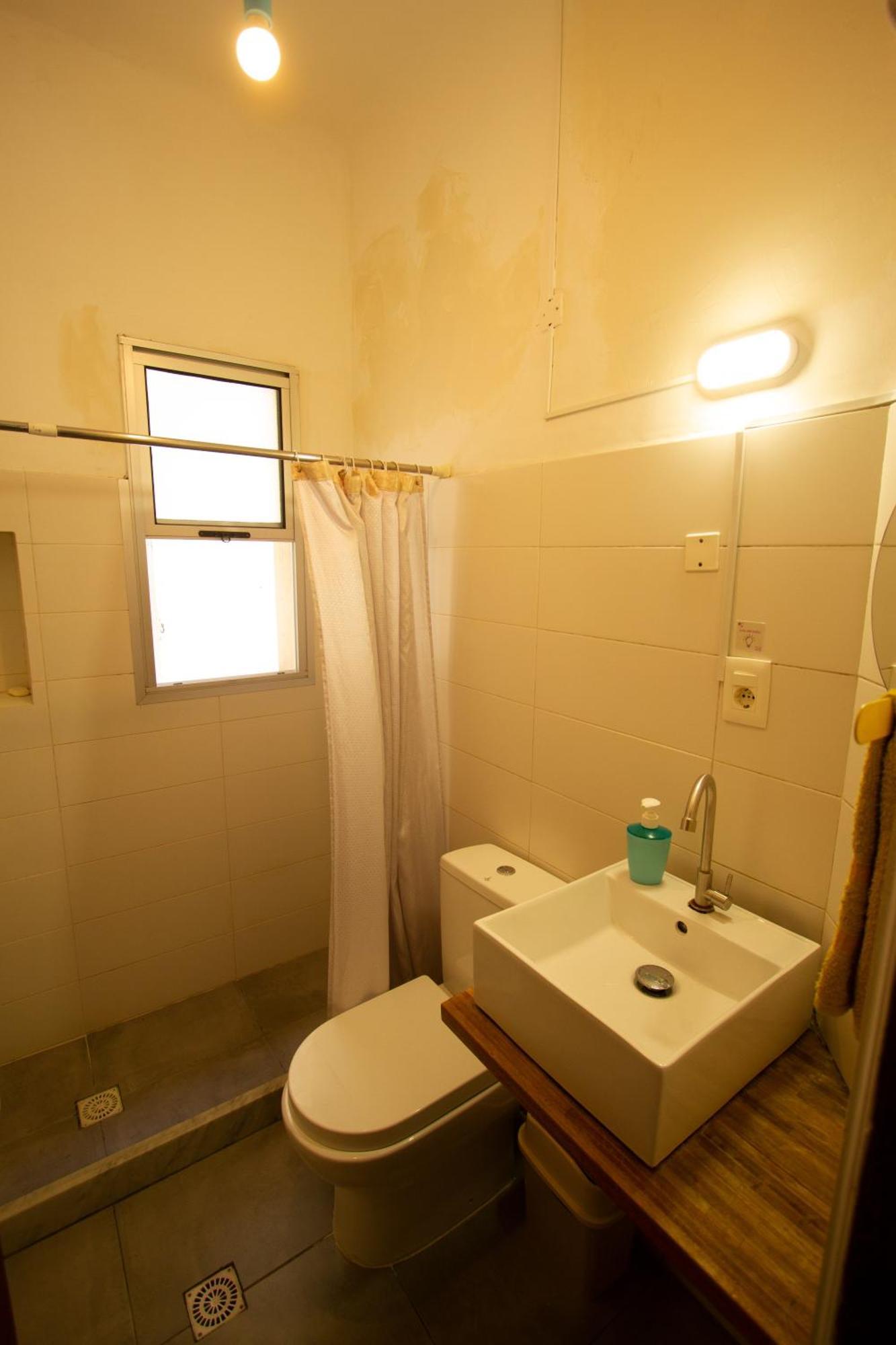 Yh Hostel Монтевидео Екстериор снимка